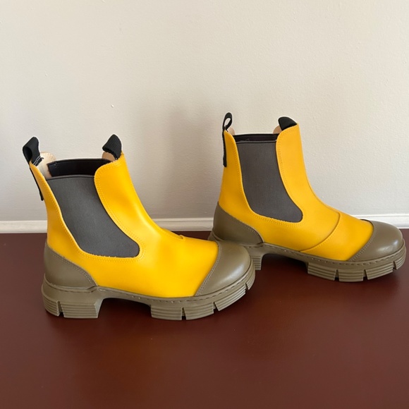 *SOLD* GANNI BOOTS - Picture 8 of 9